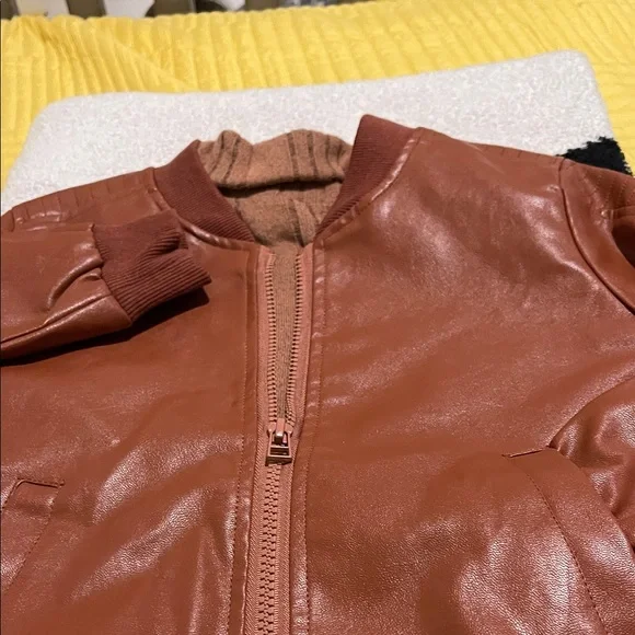 SHEIN Brown Kids Jacket - Picture 2 of 6